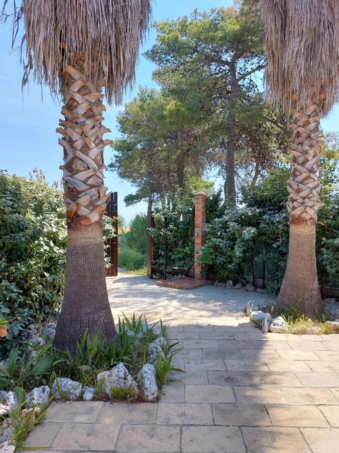 La Dimora In Riva Al Mare Hotell Vieste Exteriör bild